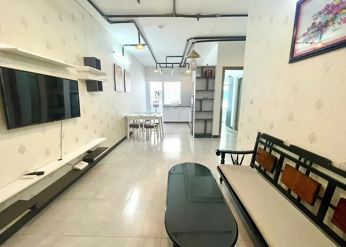 Beachfront Hon Chong Nha Trang Apartment