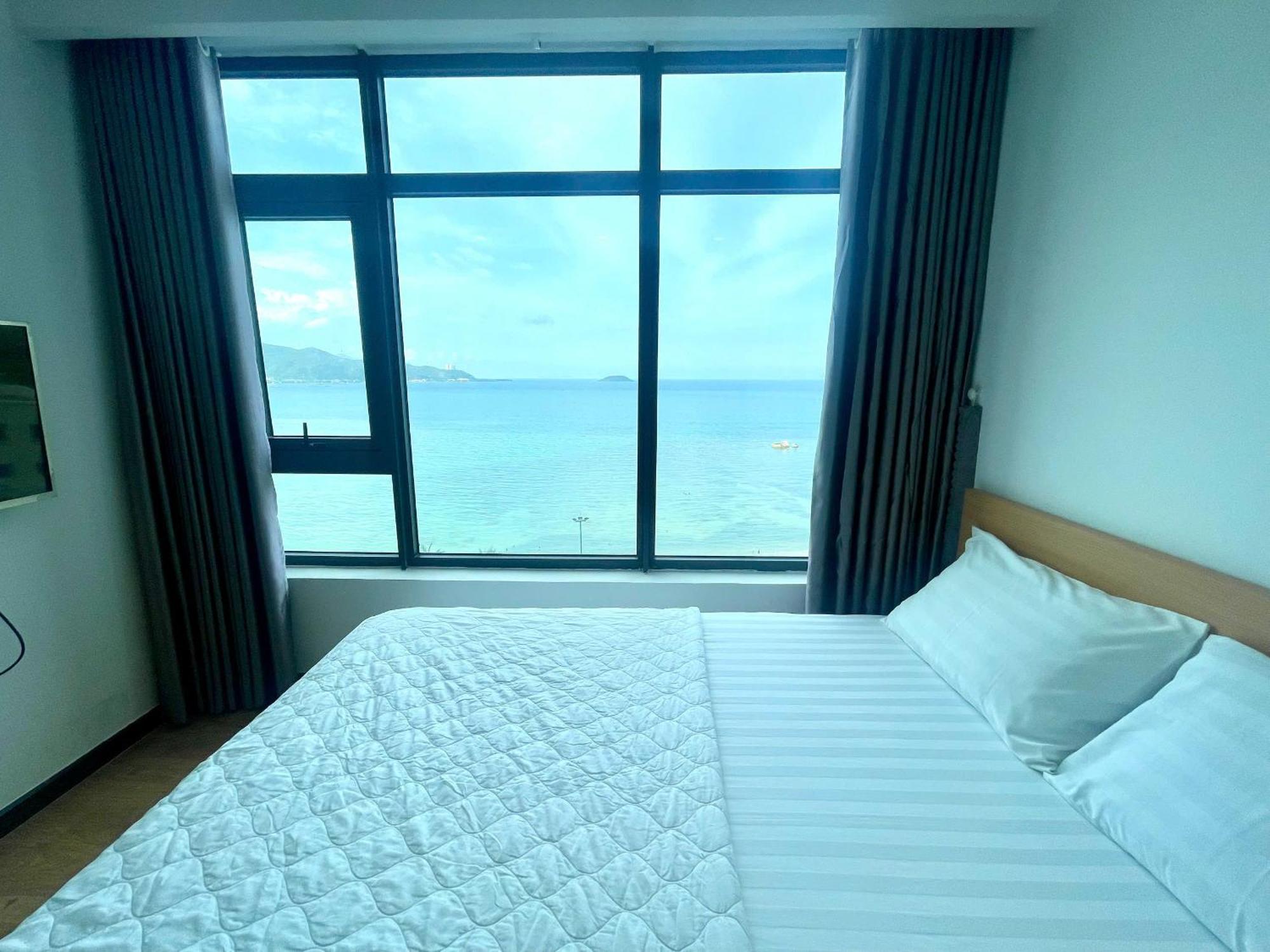 Beachfront Hon Chong Nha Trang